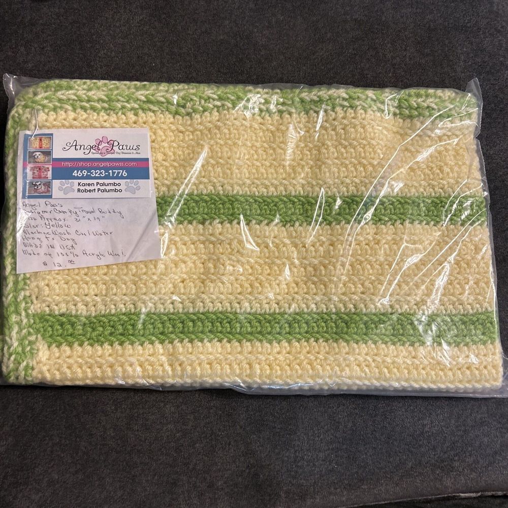 Angel‎ Paws Designer Travel Buddy Blanket, Yellow And Green Stripes 31"x19"